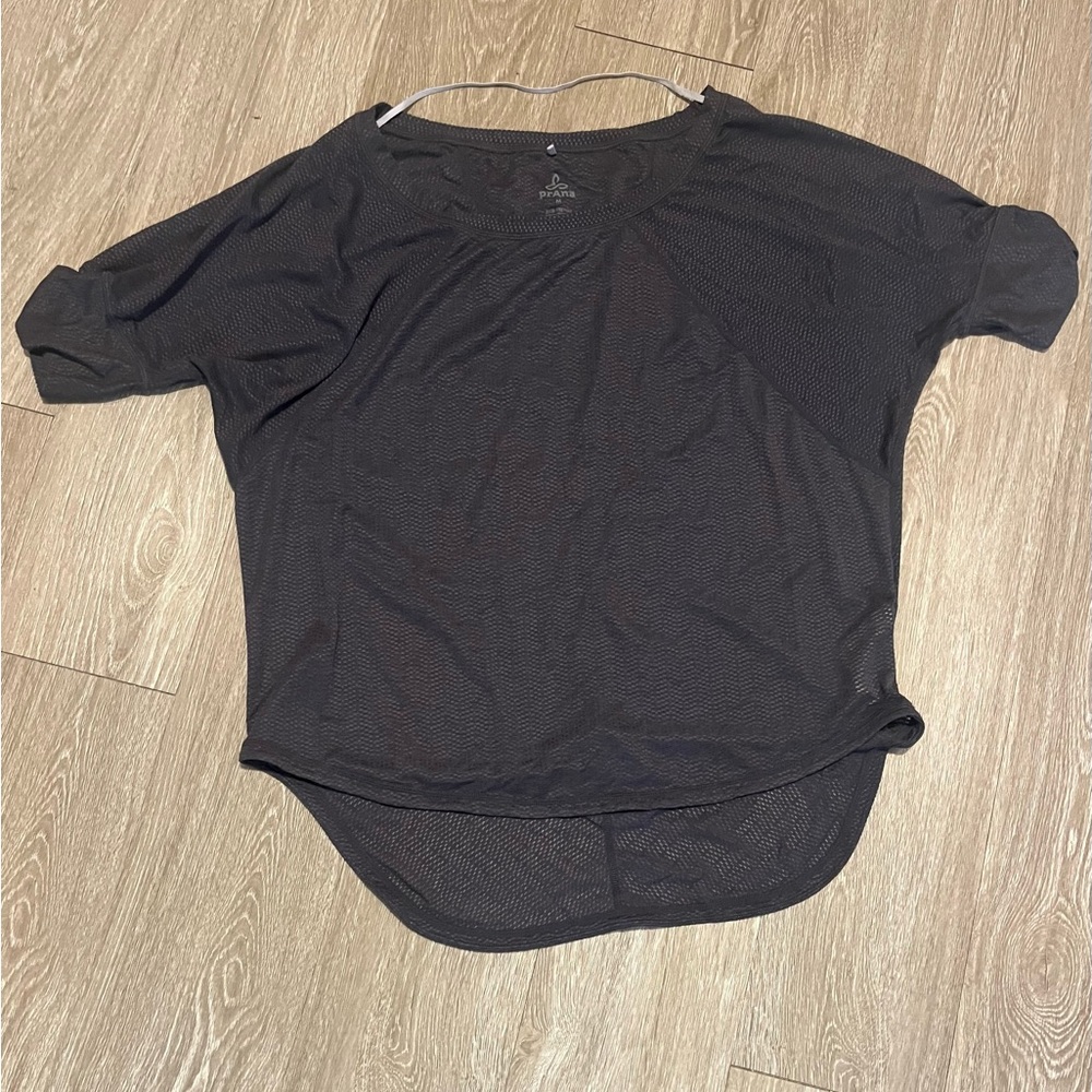 Prana M Charcoal Mesh Sheer Short Sleeve Top